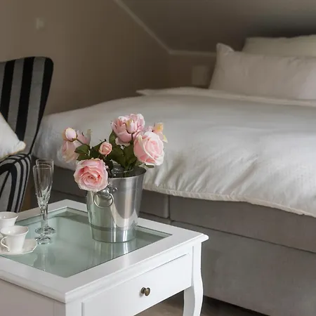 Apartament Nostalgie-nest Mit Boxspringbett Mayen