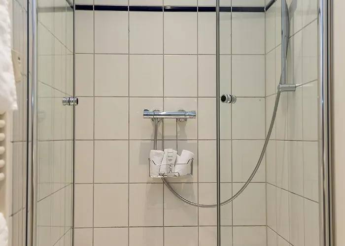 Nostalgie-nest Mit Boxspringbett 公寓 马延