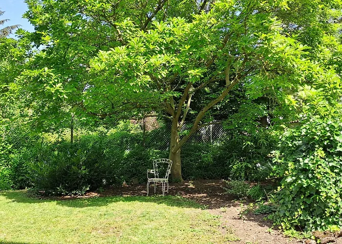 Nostalgie-nest Mit Boxspringbett Mayen